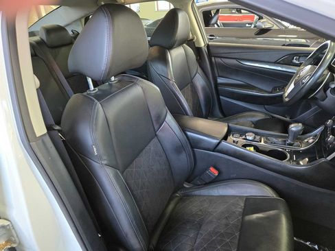 Used 2018 Nissan Maxima SR w/ Midnight Edition FWD image 25