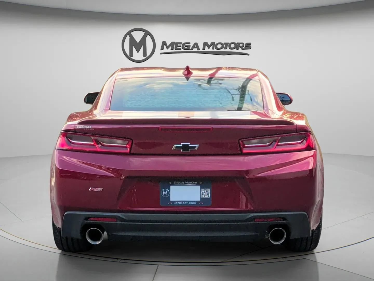 Used 2017 Chevrolet Camaro LT w/ RS Package RWD image 6