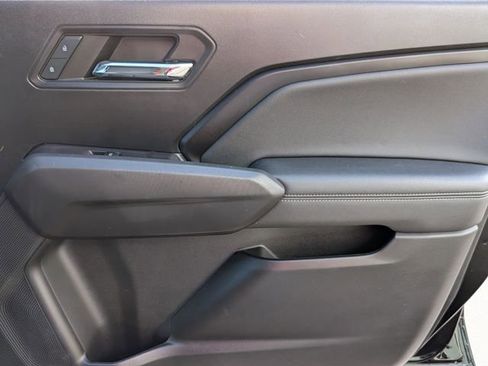 Used 2023 Chevrolet Colorado LT RWD image 33