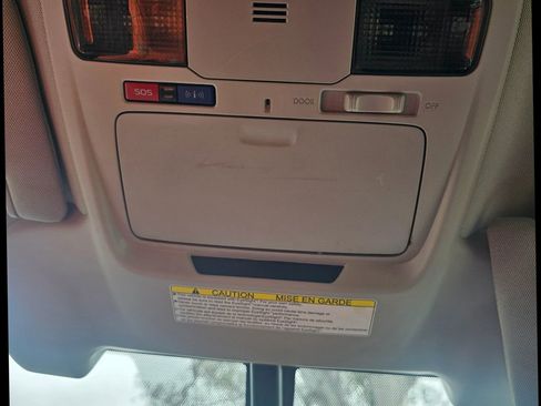 Used 2019 Subaru Outback 2.5i Premium image 33