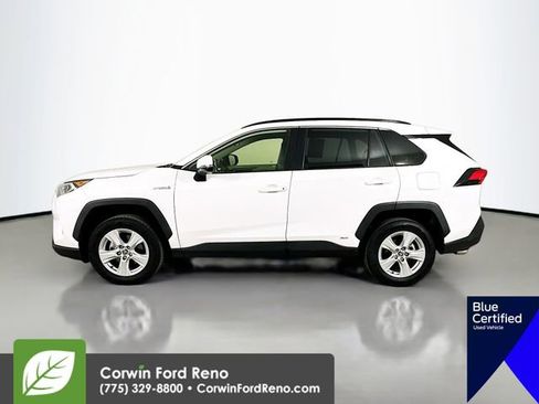 Used 2021 Toyota RAV4 XLE w/ Convenience Package AWD/4WD image 5