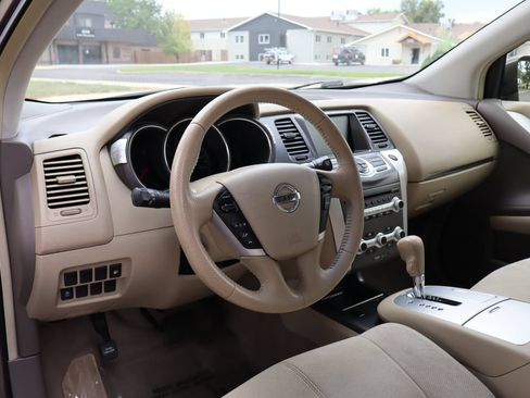 Used 2012 Nissan Murano SV AWD/4WD image 15