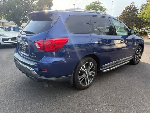 Used 2020 Nissan Pathfinder Platinum AWD/4WD image 14