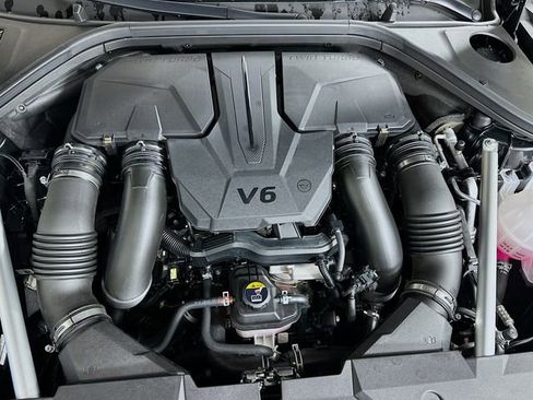 Certified 2026 Genesis GV70 3.5T Sport Advanced AWD/4WD image 31