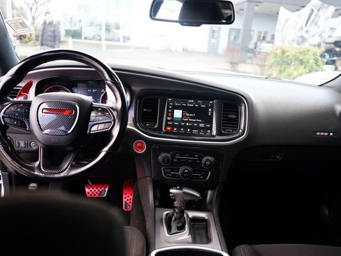 Used 2020 Dodge Charger Scat Pack w/ Navigation & Travel Group image 16