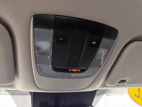 Used 2022 Kia Sorento LX FWD image 26