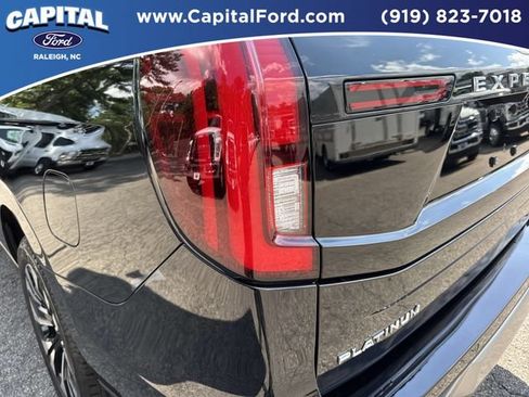 Certified 2025 Ford Expedition Max Platinum w/ Driver's Package AWD/4WD image 15