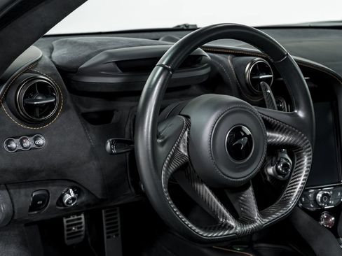 Used 2020 McLaren 720S Performance RWD image 12