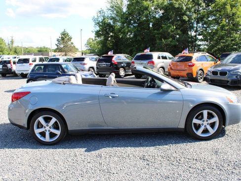 Used 2007 Pontiac G6 GT w/ Premium Package FWD image 6