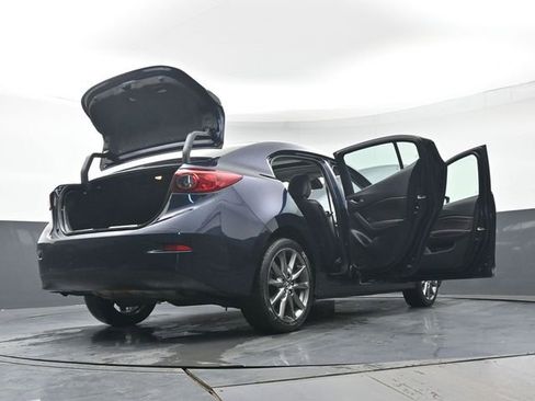 Used 2018 MAZDA MAZDA3 Touring image 50