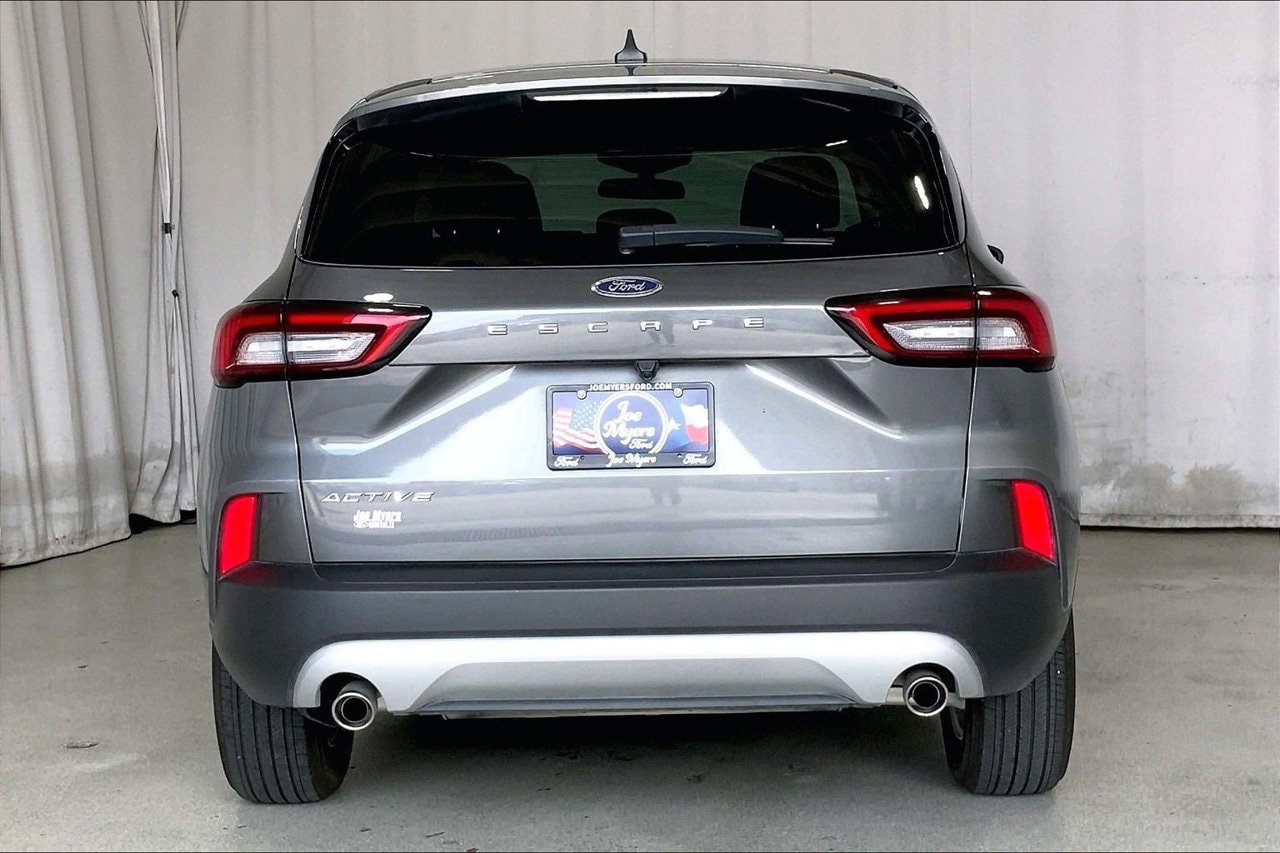 Used 2025 Ford Escape Active FWD image 4