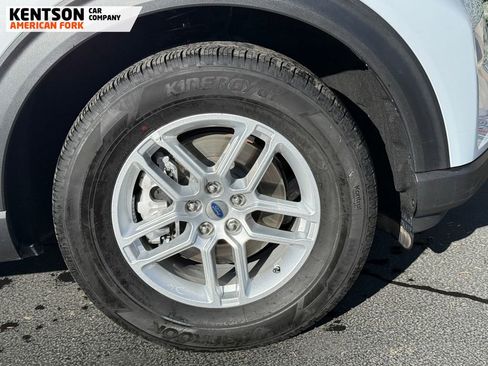 Used 2025 Ford Explorer Active image 12