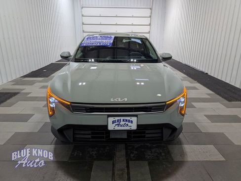 Used 2025 Kia K4 FWD image 6
