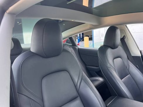 Used 2023 Tesla Model 3 Standard Range RWD image 34
