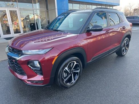 Used 2023 Chevrolet TrailBlazer RS w/ Convenience Package image 2
