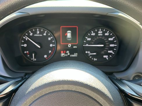 Certified 2025 Subaru Crosstrek 2.0i image 13