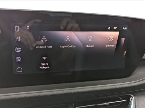 Used 2025 Buick Envista Preferred FWD image 26