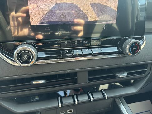 New 2026 Chevrolet Colorado W/T image 18