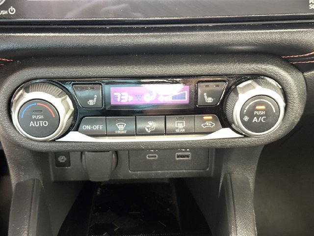 Used 2024 Nissan Versa SR FWD image 14
