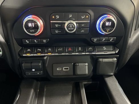 Certified 2021 GMC Sierra 1500 Denali image 11