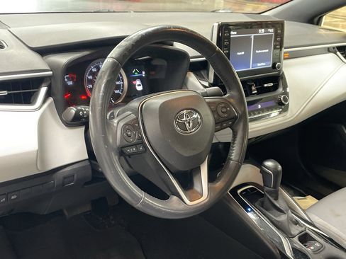 Used 2020 Toyota Corolla SE image 9