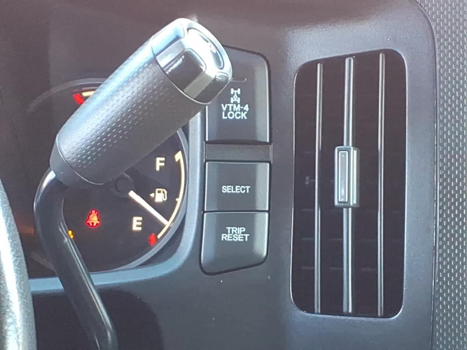 Used 2012 Honda Ridgeline Sport image 23