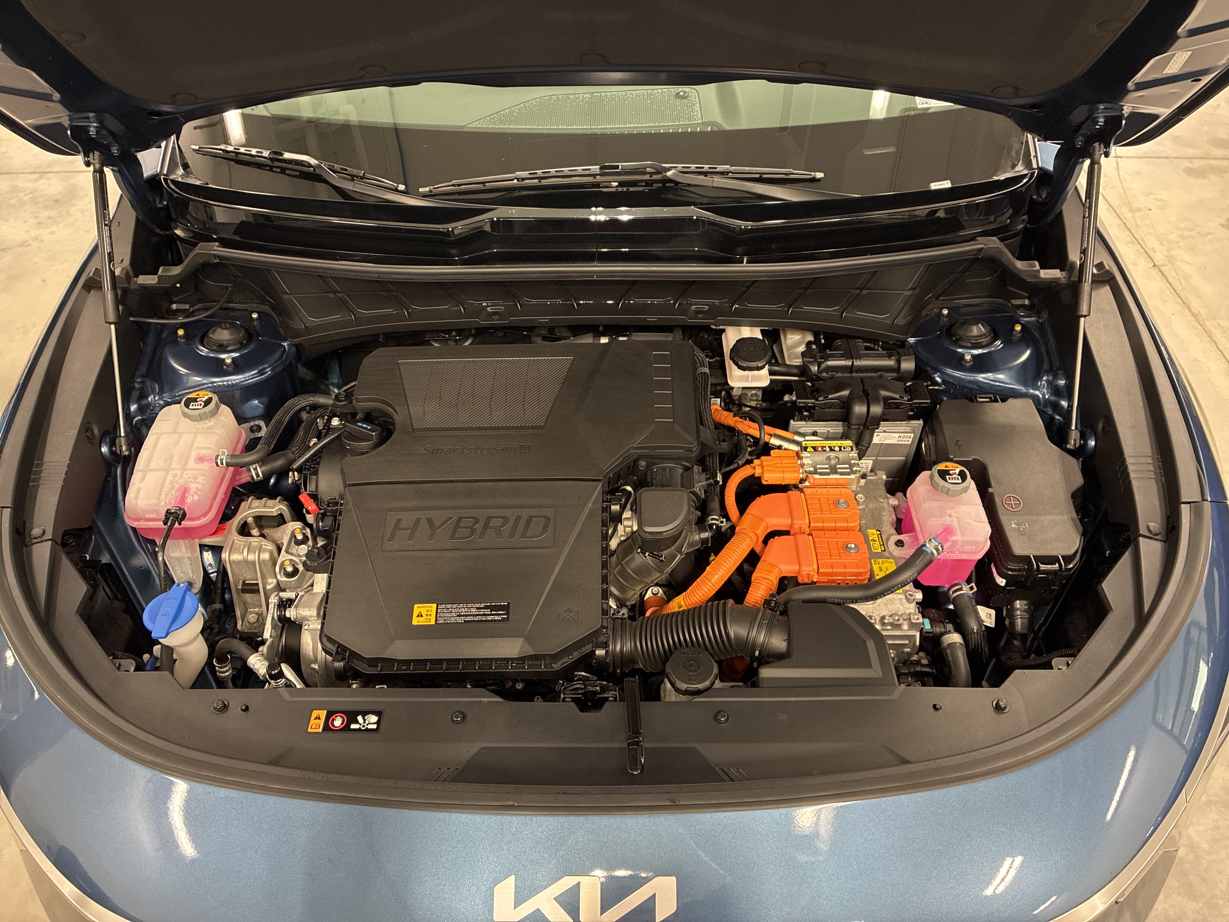 Certified 2023 Kia Niro EX Touring FWD image 6