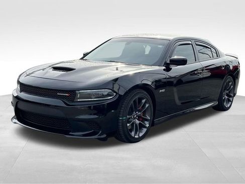 Used 2023 Dodge Charger R/T w/ Performance Handling Group image 3