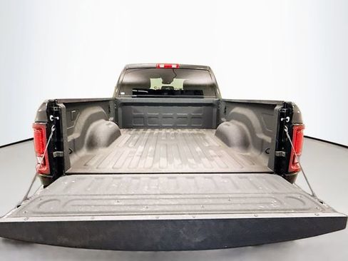 Used 2025 RAM 2500 Big Horn image 24