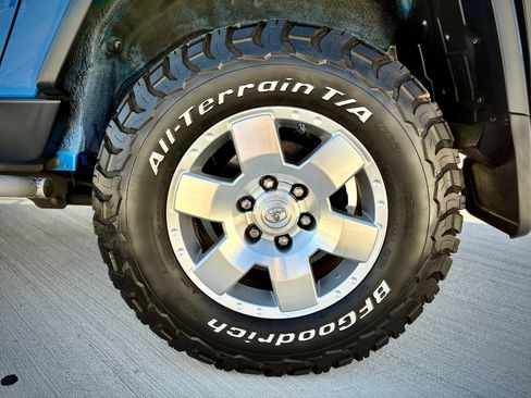 Used 2008 Toyota FJ Cruiser 4WD image 31