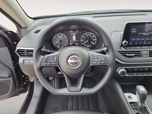 New 2025 Nissan Altima 2.5 S image 14