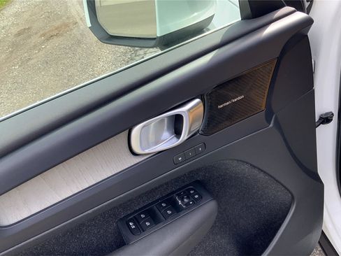 Used 2020 Volvo XC40 T5 Inscription image 20