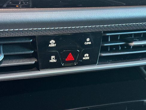 New 2026 Volkswagen Atlas SEL Premium R-Line image 21