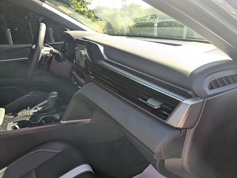 Used 2026 Toyota Camry SE w/ Convenience Package FWD image 34