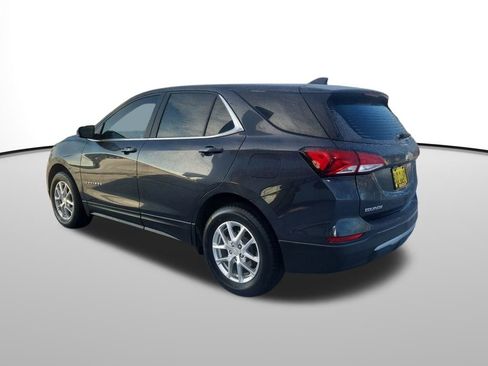 Used 2022 Chevrolet Equinox LT image 3