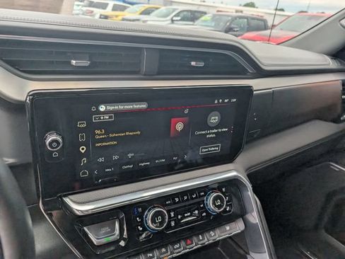 Used 2024 GMC Sierra 1500 Denali AWD/4WD image 21