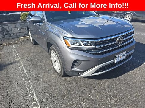 Used 2022 Volkswagen Atlas Cross Sport SE AWD/4WD image 1