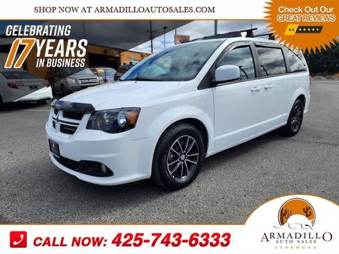 Used 2018 Dodge Grand Caravan GT FWD image 1