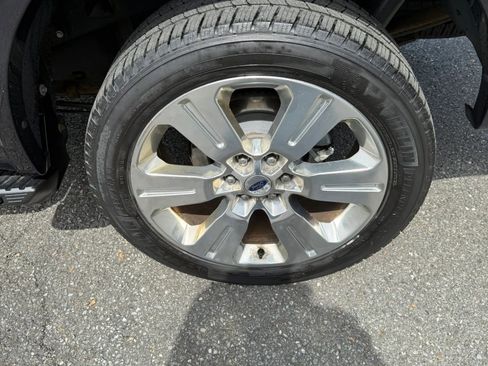 Used 2016 Ford F150 Limited w/ Trailer Tow Package image 10