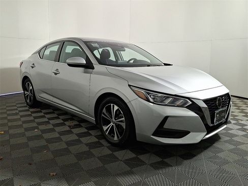 Used 2023 Nissan Sentra SV image 4