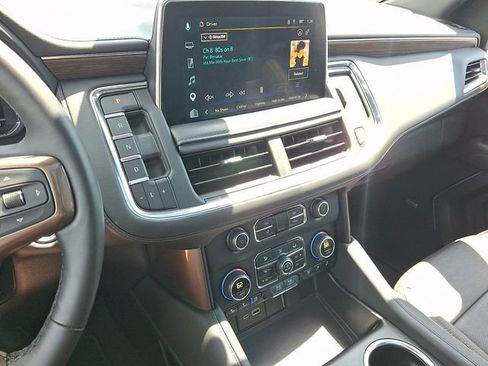 Certified 2023 Chevrolet Suburban High Country w/ Max Trailering Package AWD/4WD image 21