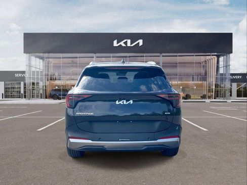New 2026 Kia Sportage EX AWD/4WD image 7