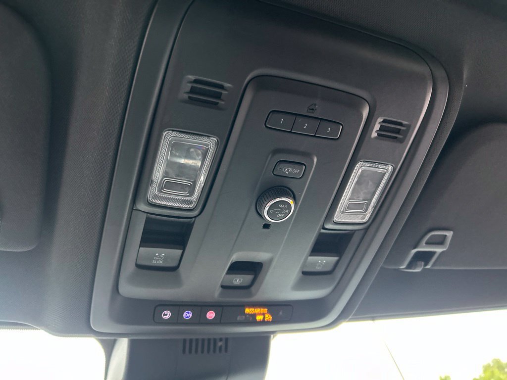 Used 2023 GMC Yukon SLT RWD image 61