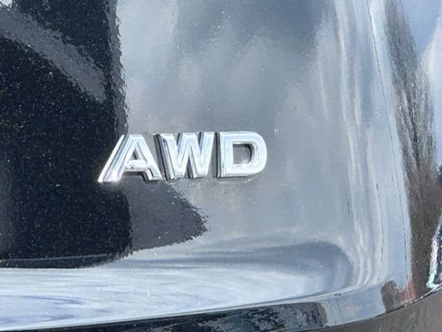 Used 2023 Nissan Rogue S image 13