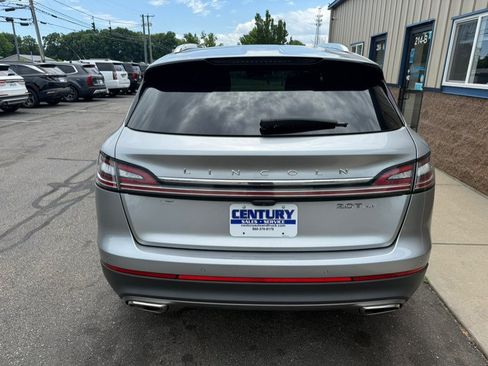 Used 2020 Lincoln Nautilus Reserve AWD/4WD image 7