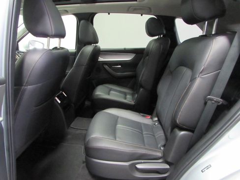 Used 2024 MAZDA CX-90 3.3 Turbo w/ Premium Package image 15