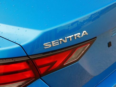 Used 2025 Nissan Sentra SV FWD image 8