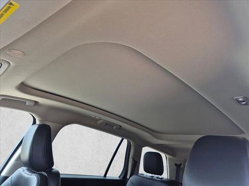 Used 2024 Lincoln Aviator 2WD w/ Premium Package image 16