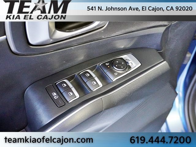 Certified 2025 Kia Sorento EX FWD image 28