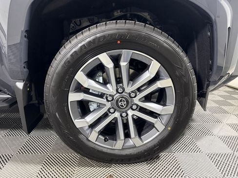New 2026 Toyota 4Runner Limited AWD/4WD image 11